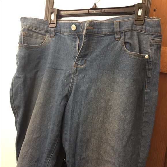 (COMMENT4 CUSTOMIZE) New York & Company mom jean - Picture 1 of 2